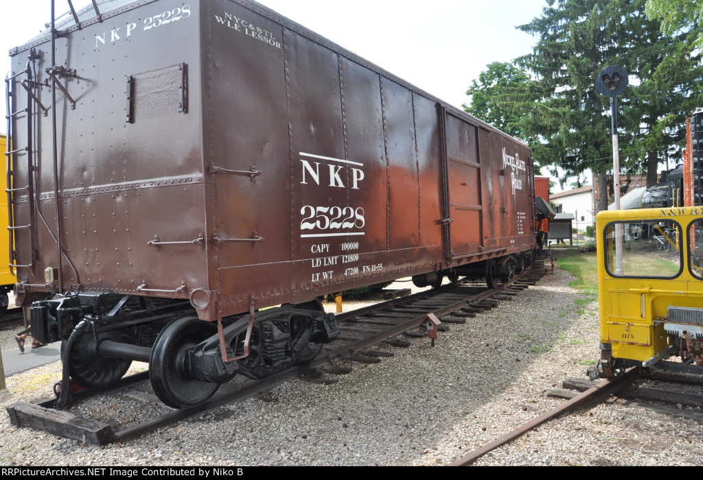 Nickel Plate Road 25228